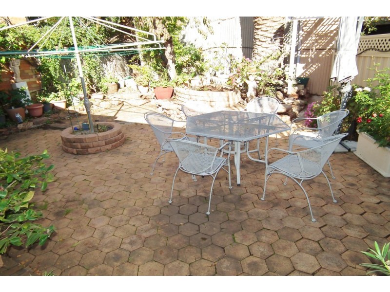 70 Yambil Street, Griffith NSW 2680