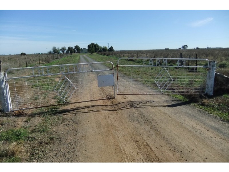 Farm 43 Casserly Road, Warrawidgee NSW 2680