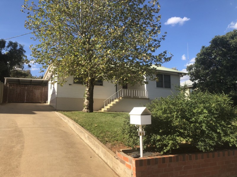 75 Macarthur Street, Griffith NSW 2680