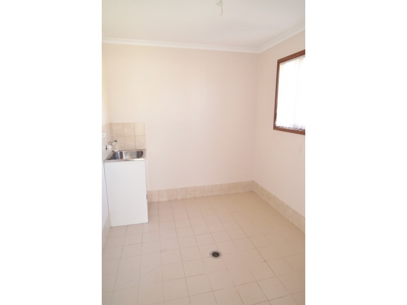 40 Leonard Road, Hanwood NSW 2680