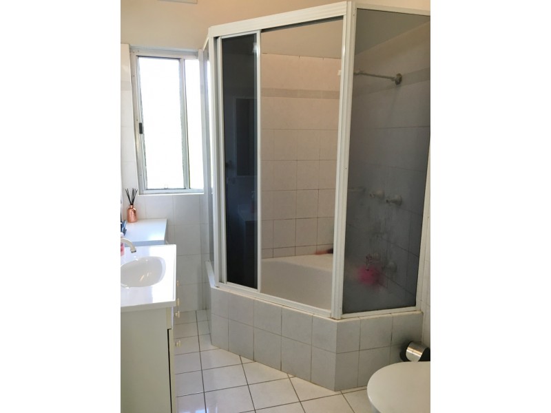 Farm 233 Ross Road, Yoogali NSW 2680