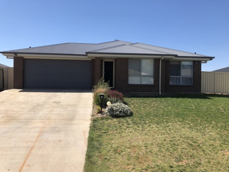 33 ZIRILLI AVENUE, Griffith NSW 2680