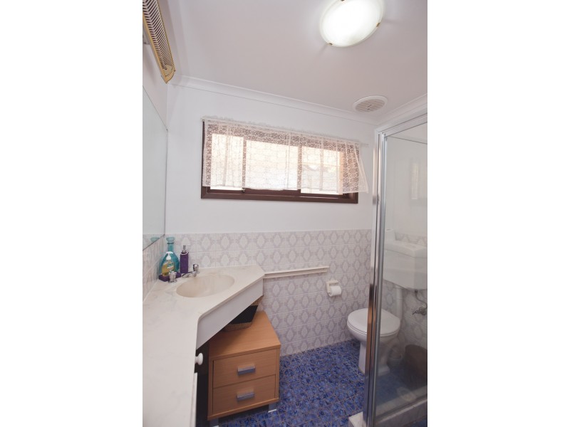 2 Muir Place, Griffith NSW 2680