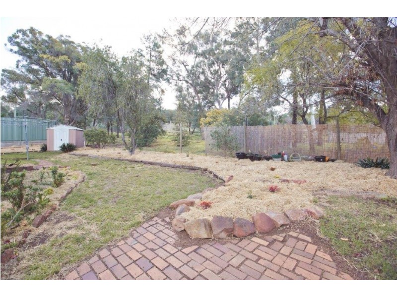 2 Muir Place, Griffith NSW 2680
