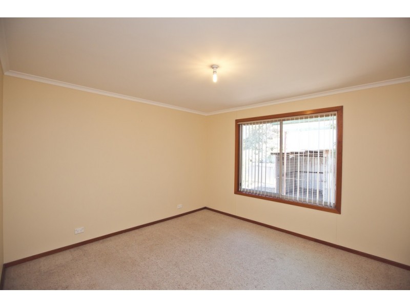 32 Demamiel Street, Darlington Point NSW 2706