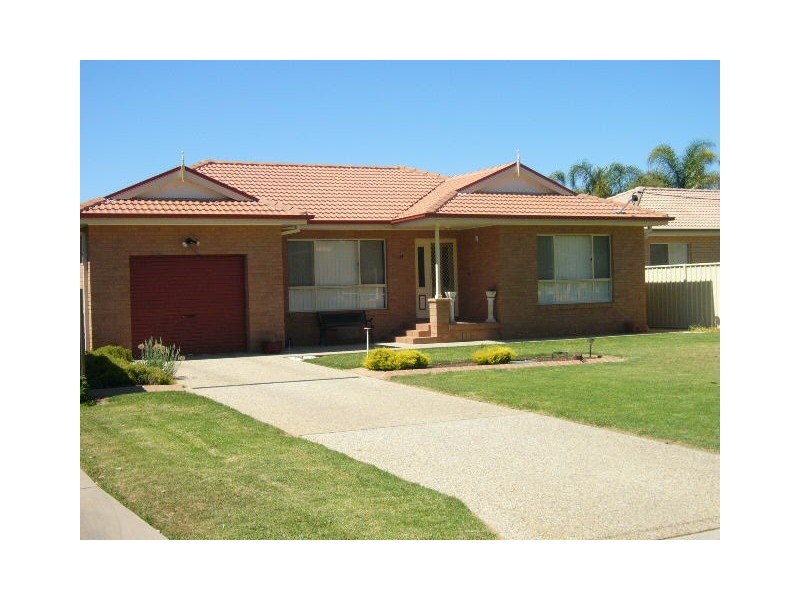 41 SCHOOL STREET, Griffith NSW 2680