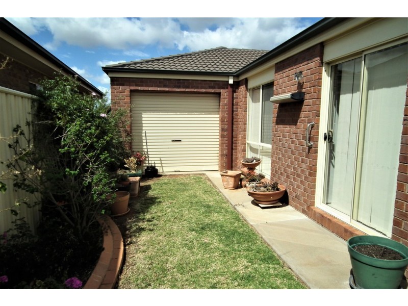 22 Pauling Street, Griffith NSW 2680