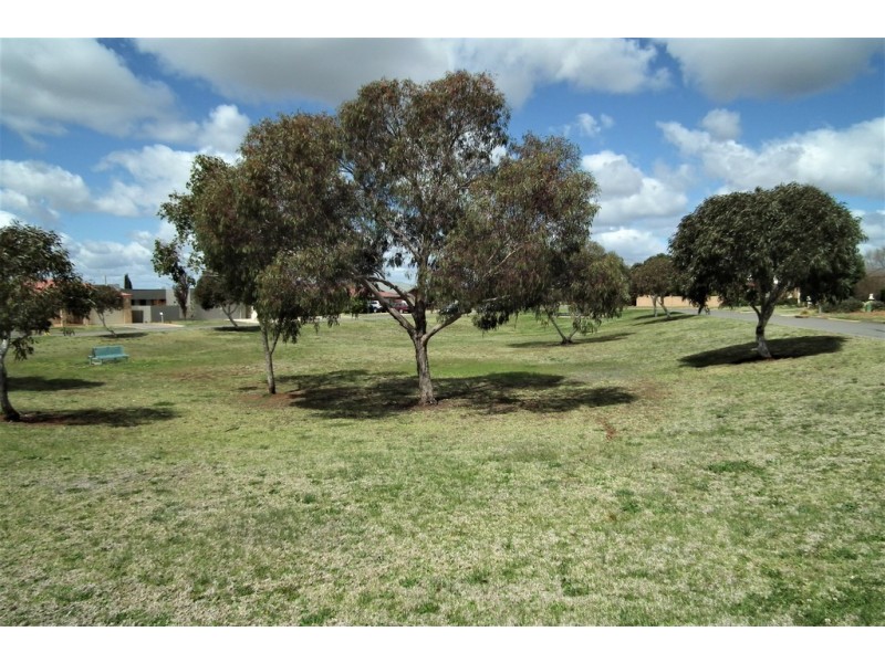 22 Pauling Street, Griffith NSW 2680