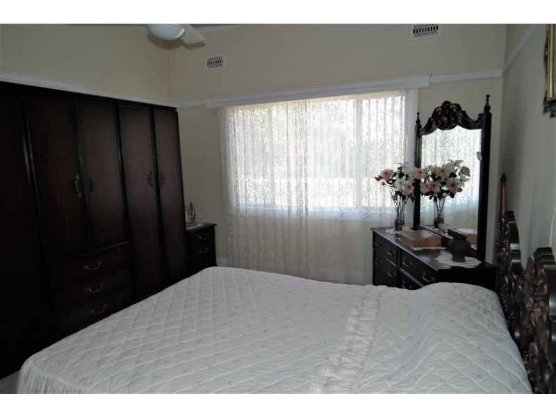 43 Noorilla Street, Griffith NSW 2680