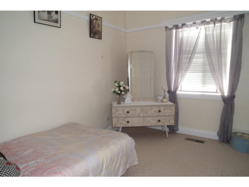 43 Noorilla Street, Griffith NSW 2680