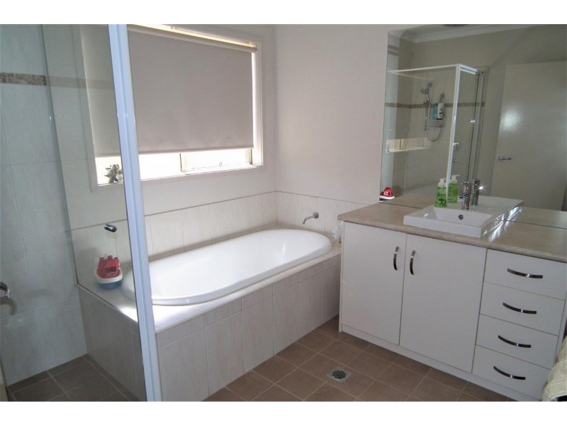 6-8 Erskine Road, Griffith NSW 2680