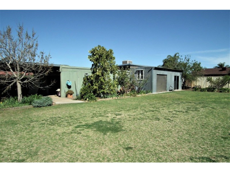 6-8 Erskine Road, Griffith NSW 2680