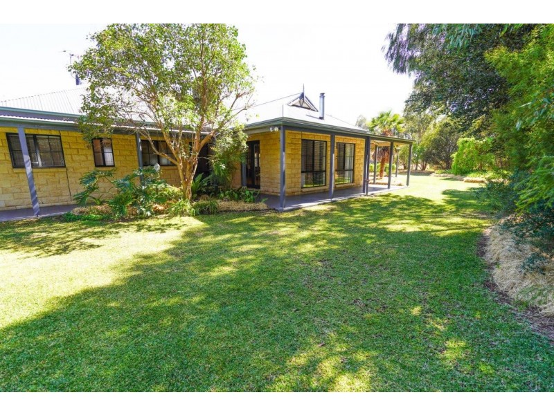 86 Curran Road, Yenda NSW 2681