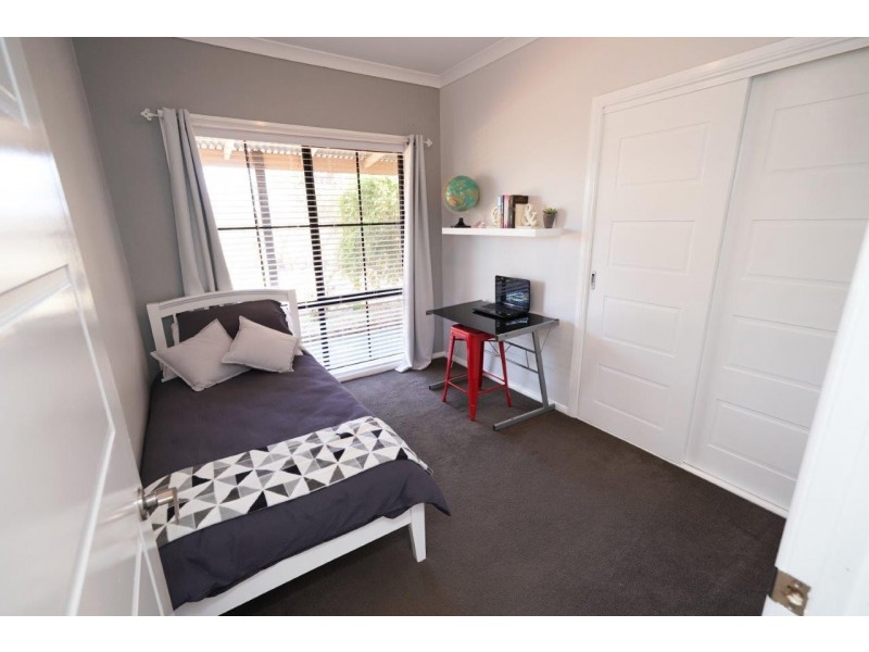 86 Curran Road, Yenda NSW 2681