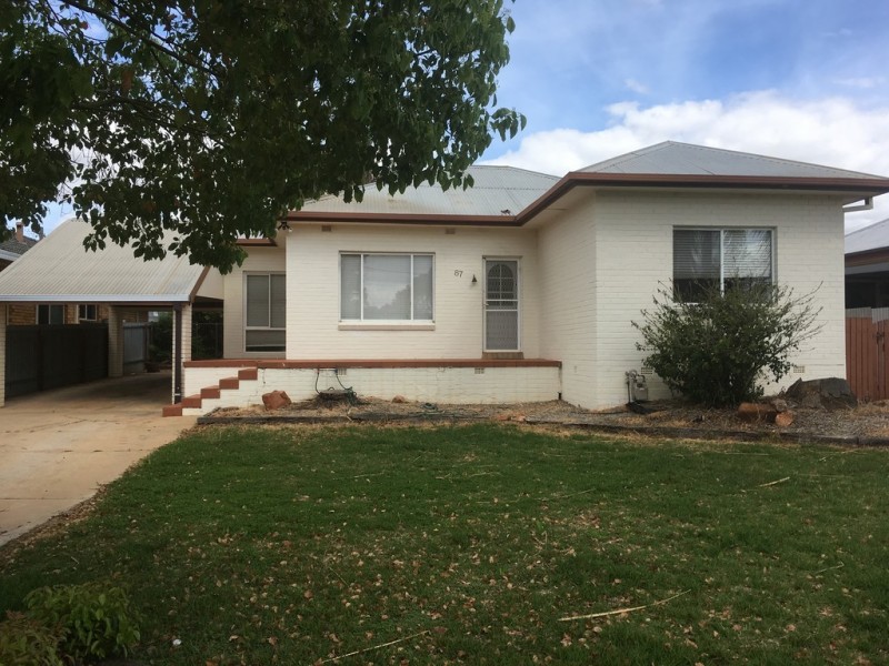 87 KOOKORA STREET, Griffith NSW 2680