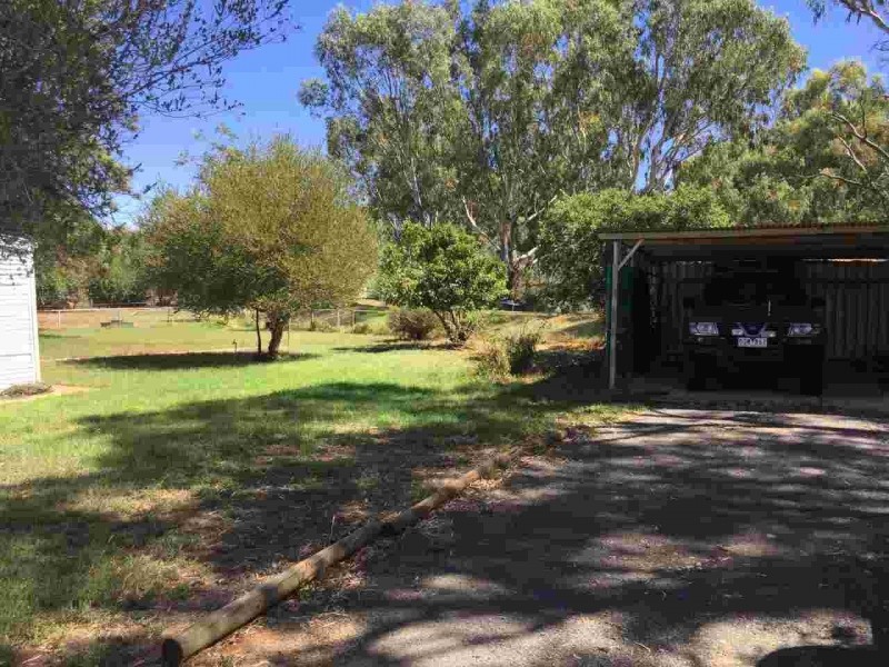 63-65 Lachlan Street, Hillston NSW 2675