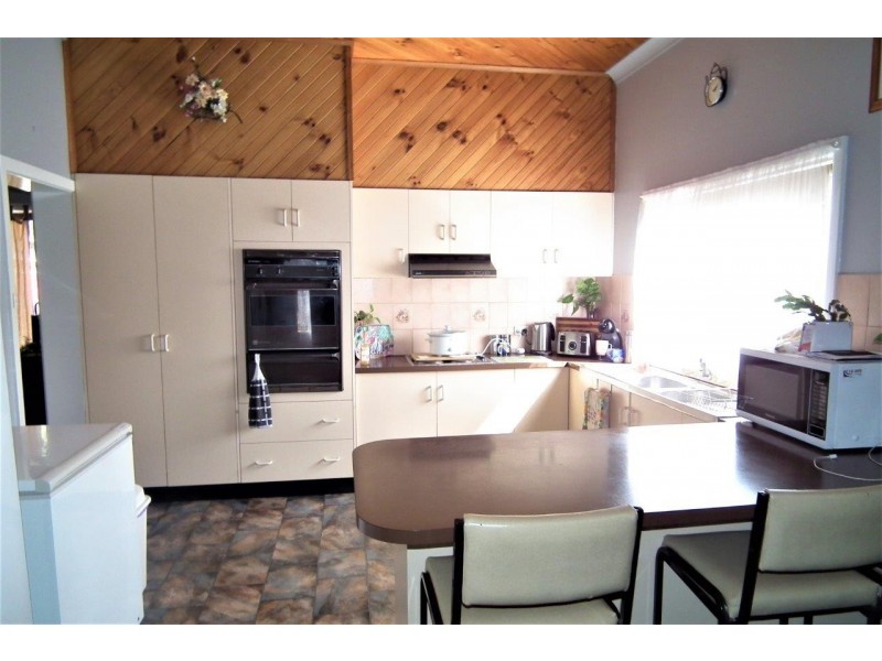 30 Griffin Avenue, Griffith NSW 2680