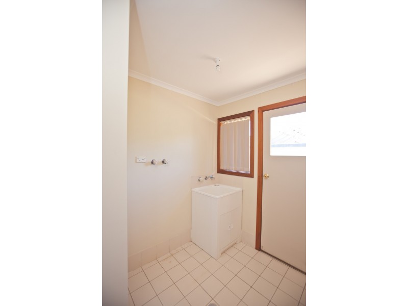 32 Demamiel Street, Darlington Point NSW 2706