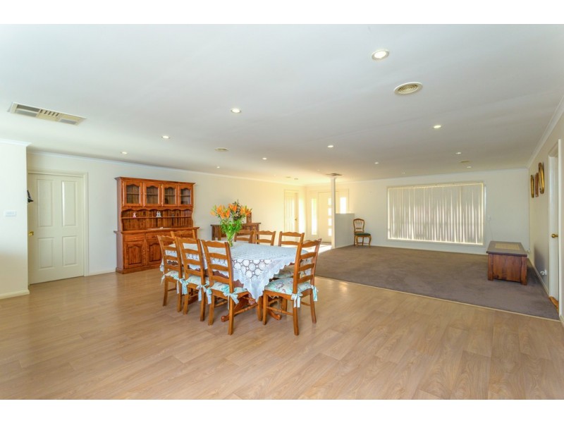 1239 Myall Park Road, Yenda NSW 2681