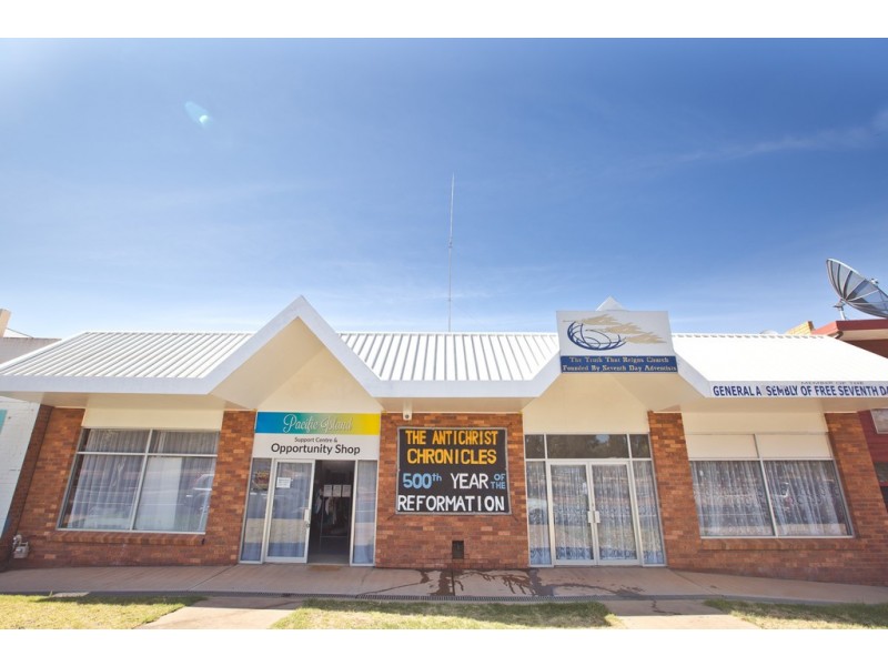 28-30 Benerembah Street, Griffith NSW 2680