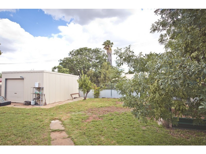3 McNabb Crescent, Griffith NSW 2680