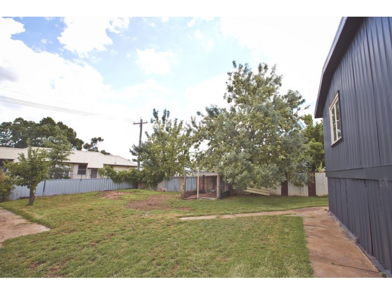 3 McNabb Crescent, Griffith NSW 2680