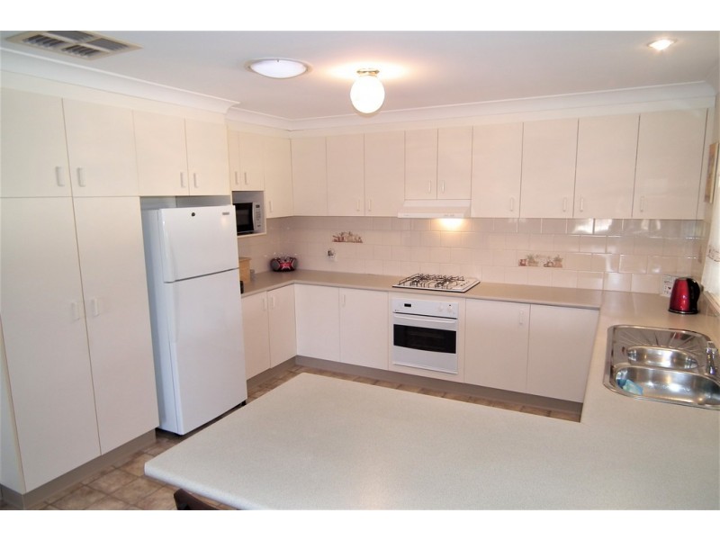 44 Waugh Street, Griffith NSW 2680