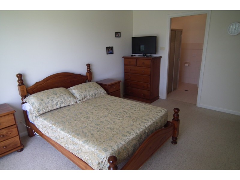 44 Waugh Street, Griffith NSW 2680