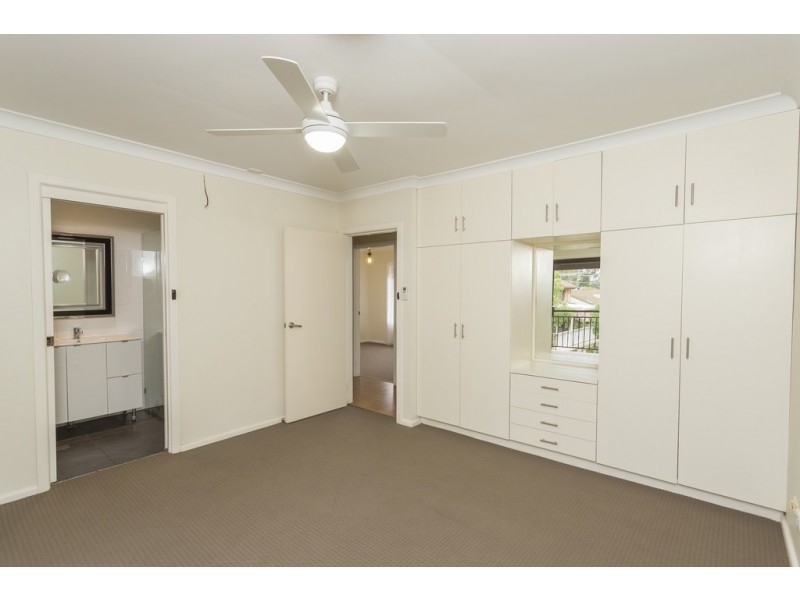 21 Lawford Crescent, Griffith NSW 2680