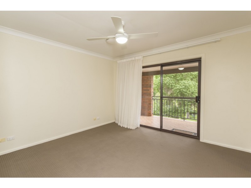 21 Lawford Crescent, Griffith NSW 2680