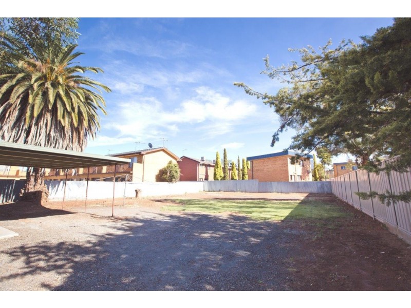 47 Couch Road, Griffith NSW 2680