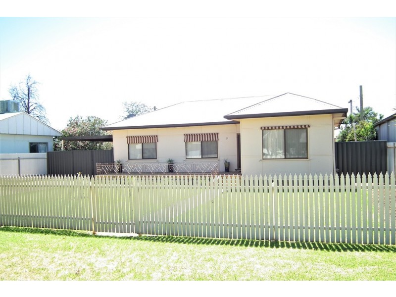 21 Stanbridge Street, Yenda NSW 2681