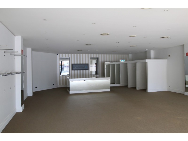 406 BANNA AVENUE, Griffith NSW 2680