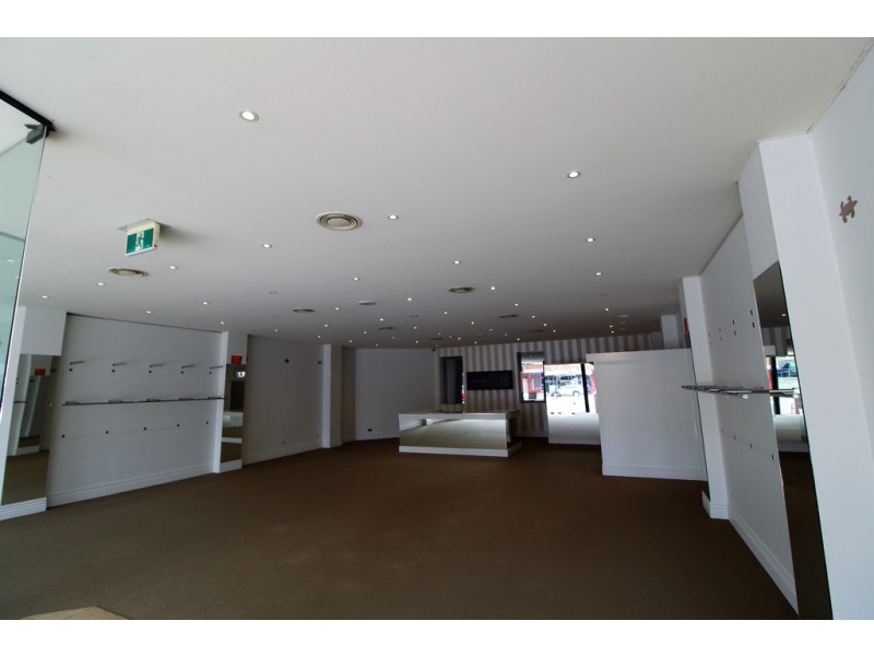 406 BANNA AVENUE, Griffith NSW 2680