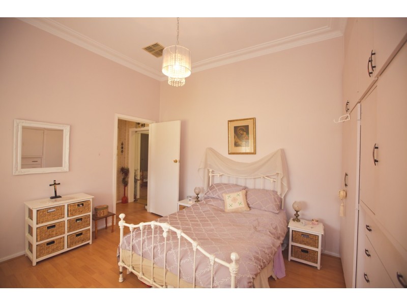 66 Merrigal Street, Griffith NSW 2680