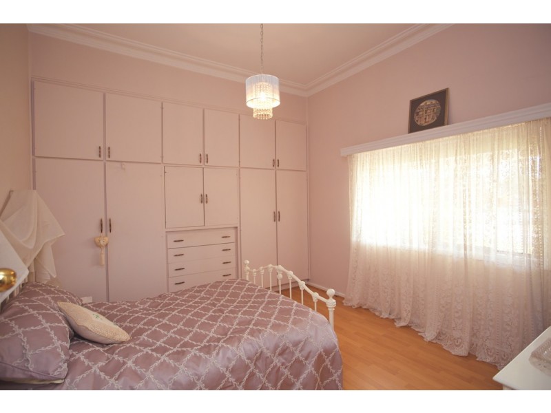 66 Merrigal Street, Griffith NSW 2680