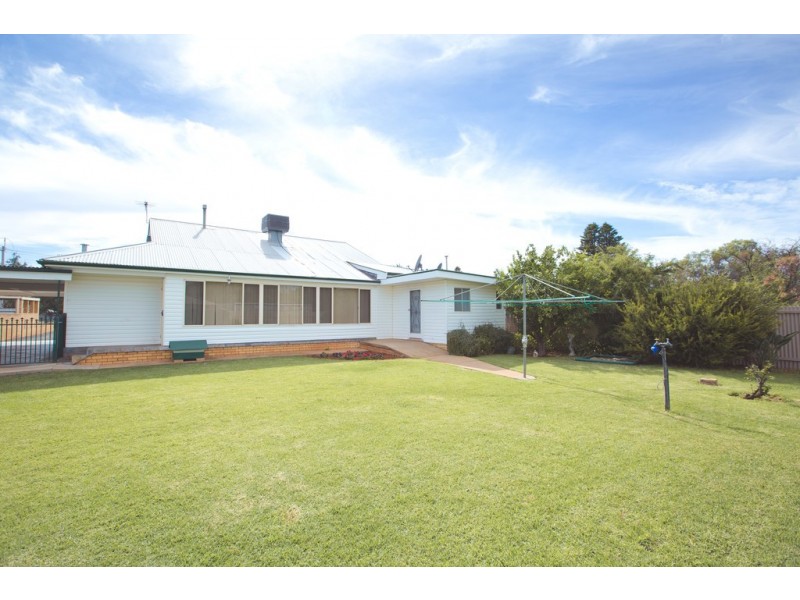 66 Merrigal Street, Griffith NSW 2680