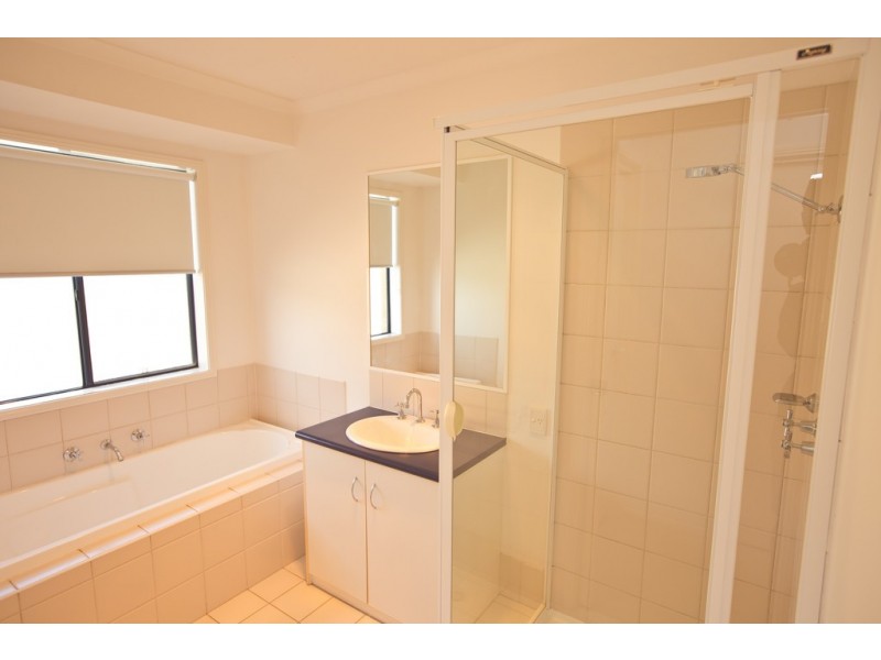 3 Rosewood Drive, Griffith NSW 2680