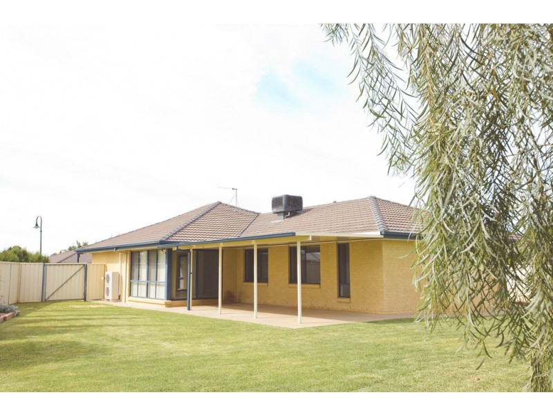 3 Rosewood Drive, Griffith NSW 2680