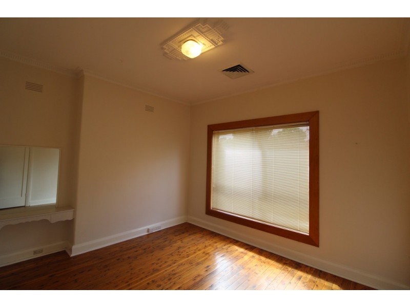 4 Binya Street, Griffith NSW 2680