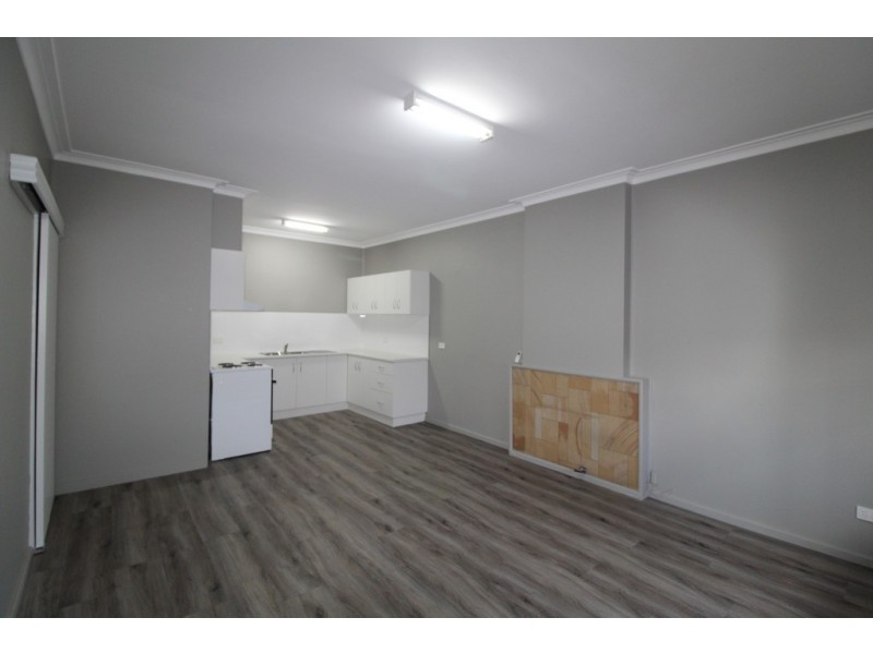 1/268 Banna Lane, Griffith NSW 2680