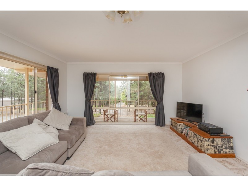 221 Mallinson Road, Griffith NSW 2680