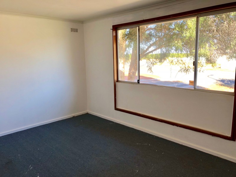 52 Heath Crescent, Griffith NSW 2680