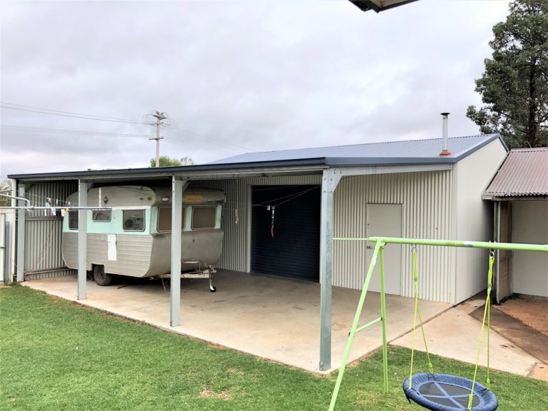 22 Goondooloo Street, Griffith NSW 2680