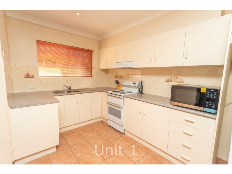 Units 1-4/57 Merrigal Street, Griffith NSW 2680