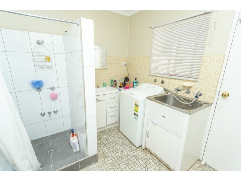 Units 1-4/57 Merrigal Street, Griffith NSW 2680