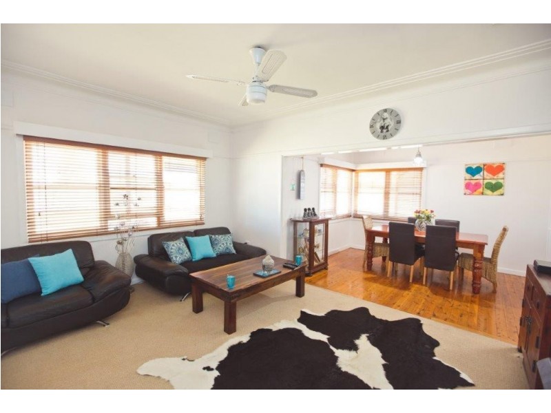 76 Conapaira Street, Whitton NSW 2705