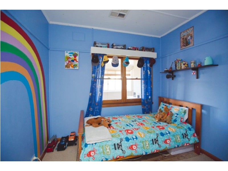 76 Conapaira Street, Whitton NSW 2705