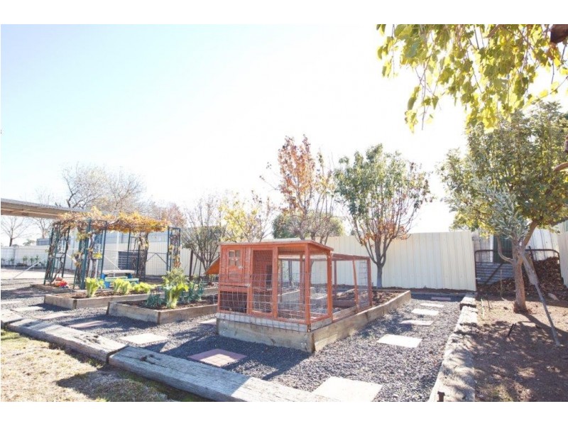 76 Conapaira Street, Whitton NSW 2705