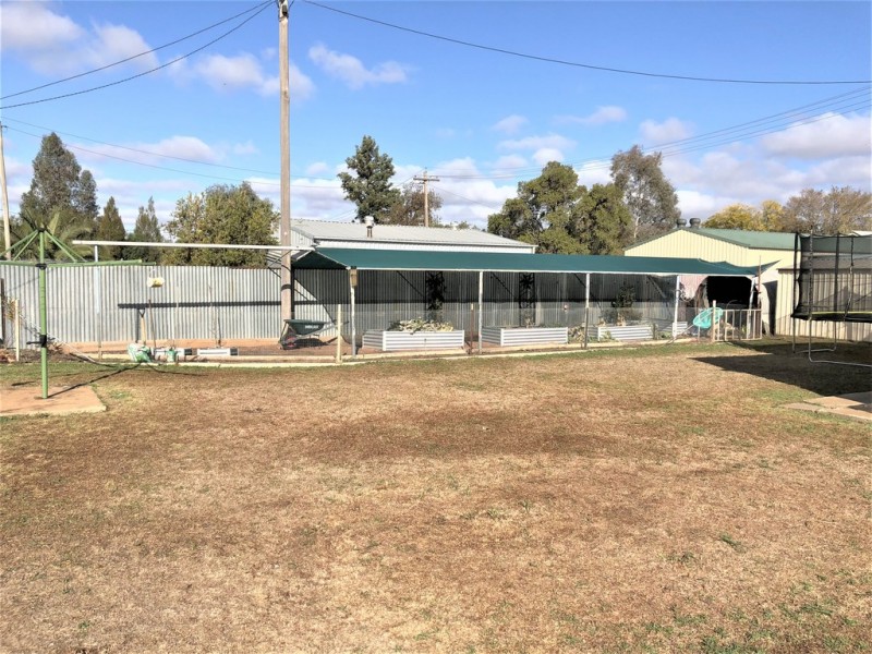 46 Mirrool Avenue, Yenda NSW 2681